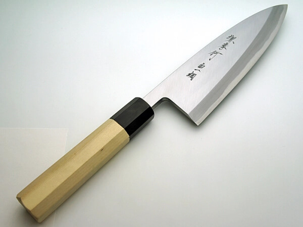 Deba (出刃) knife, wide and powerful, for filleting fish