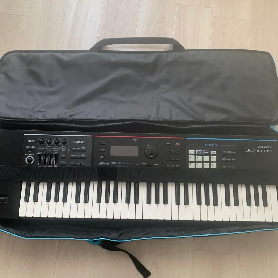 Roland JUNO-DS 61鍵 シンセサイザー ケース付き