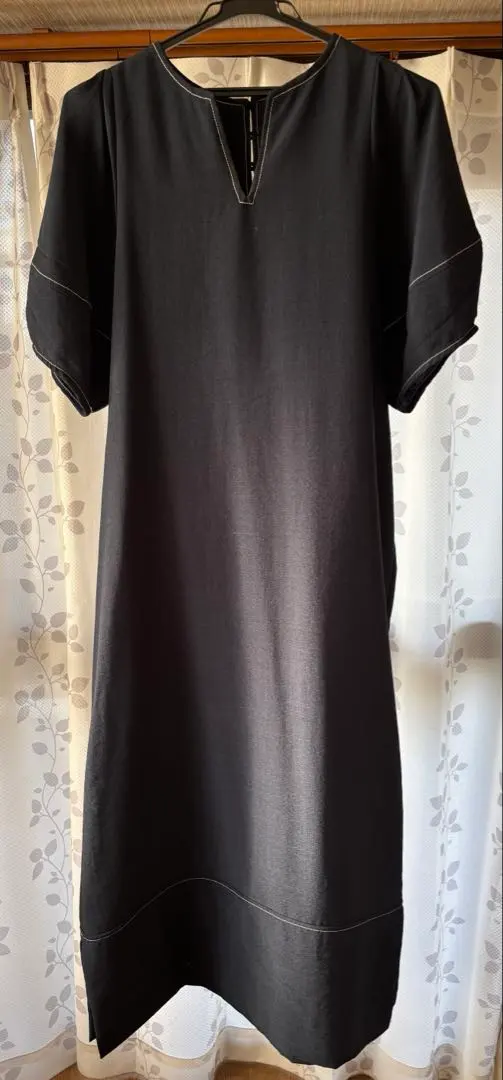 半袖バルーンロングワンピース