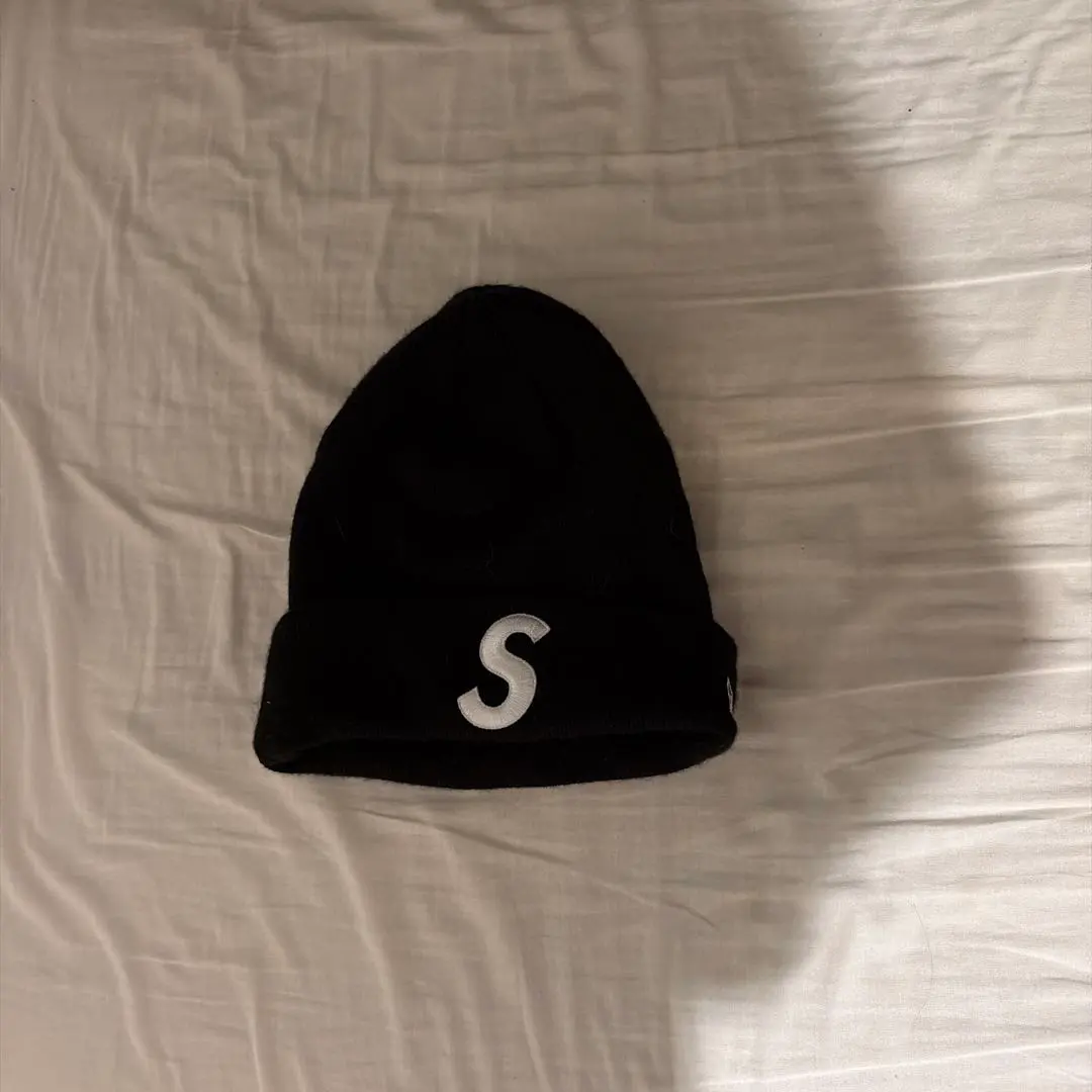 supremeニット帽