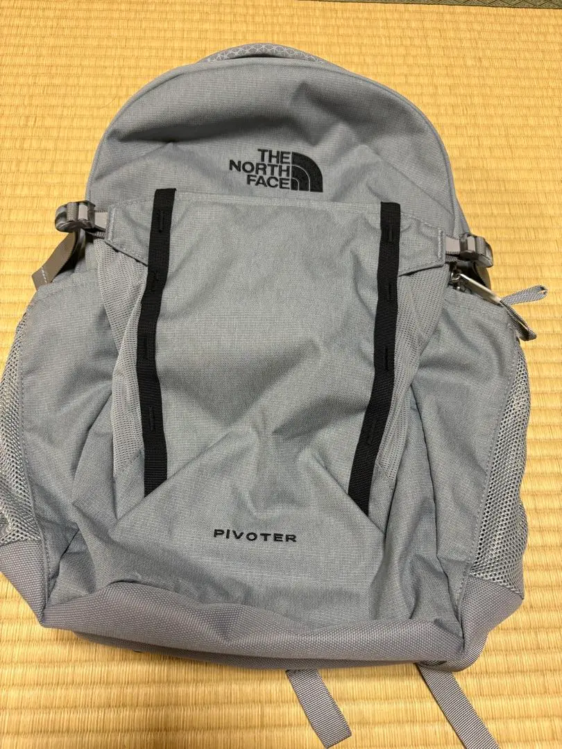 THE NORTH FACE PIVOTER バックパック