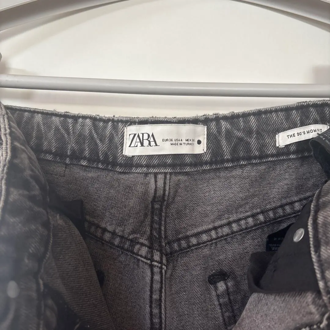ZARA 90's Mom Jeans