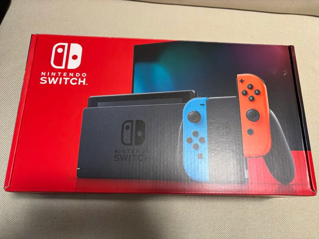 Nintendo Switch 本体 【Joy-Conハンドルホルダー付】