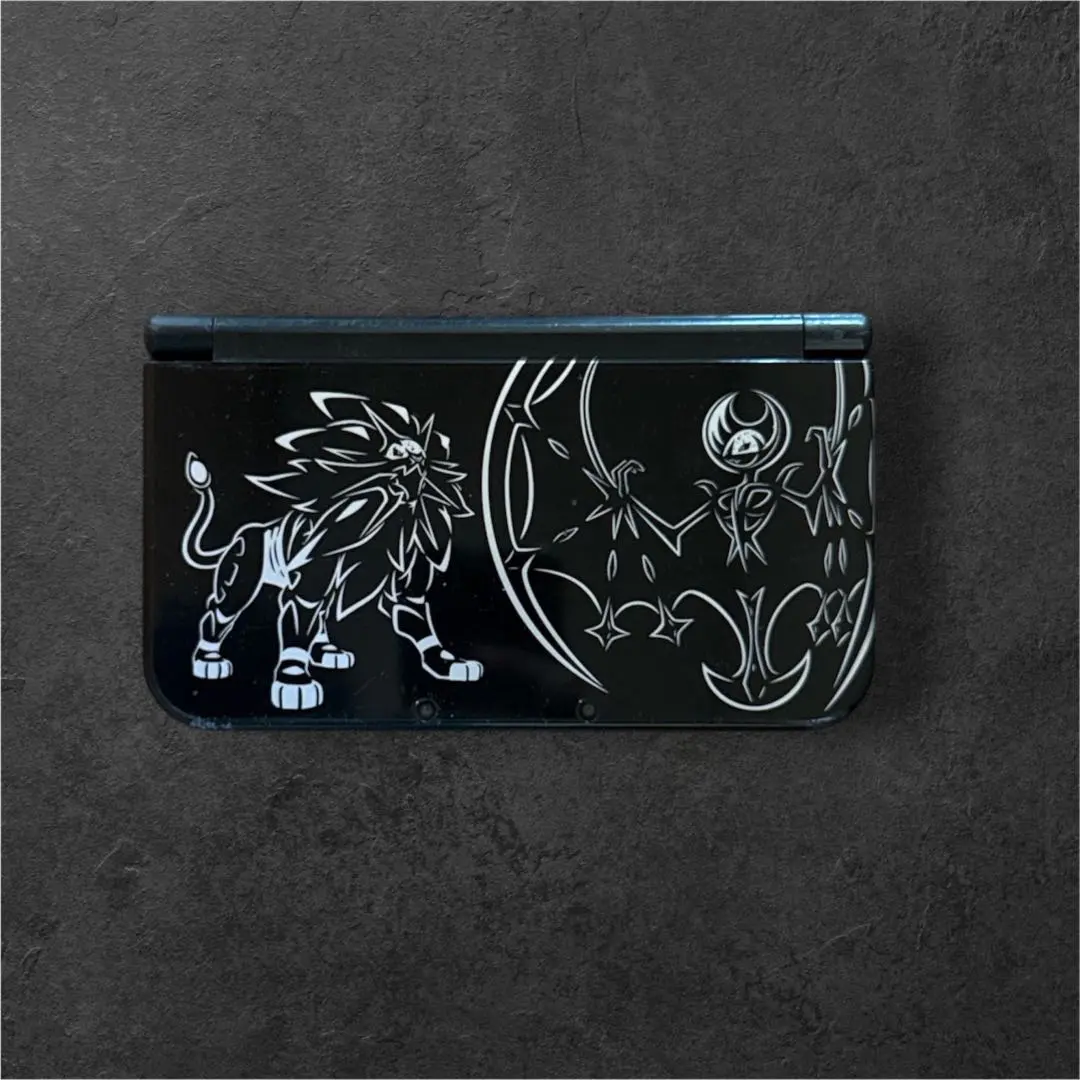 タ*コ様 Newニンテンドー3DS LL ソルガレオ・ルナアーラ限定モデル