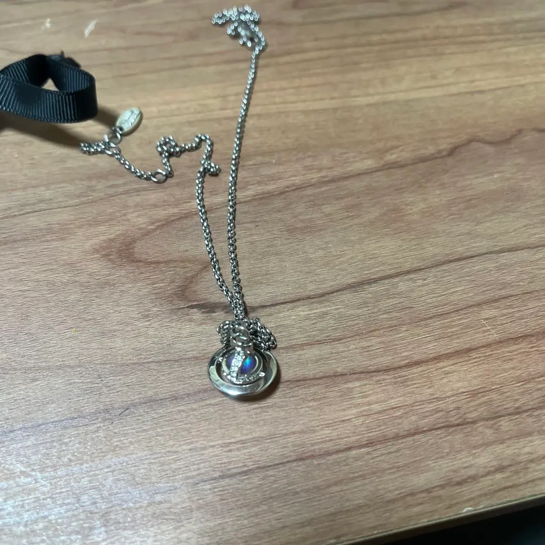 Vivienne Westwood オーブ ネックレス シルバー
