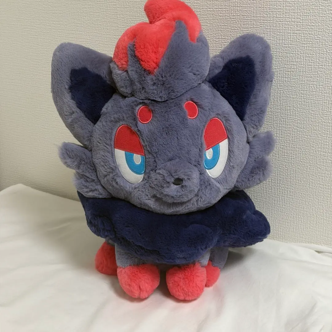 ポケモンセンターオリジナル ふわふわ抱きぬいぐるみ ゾロア