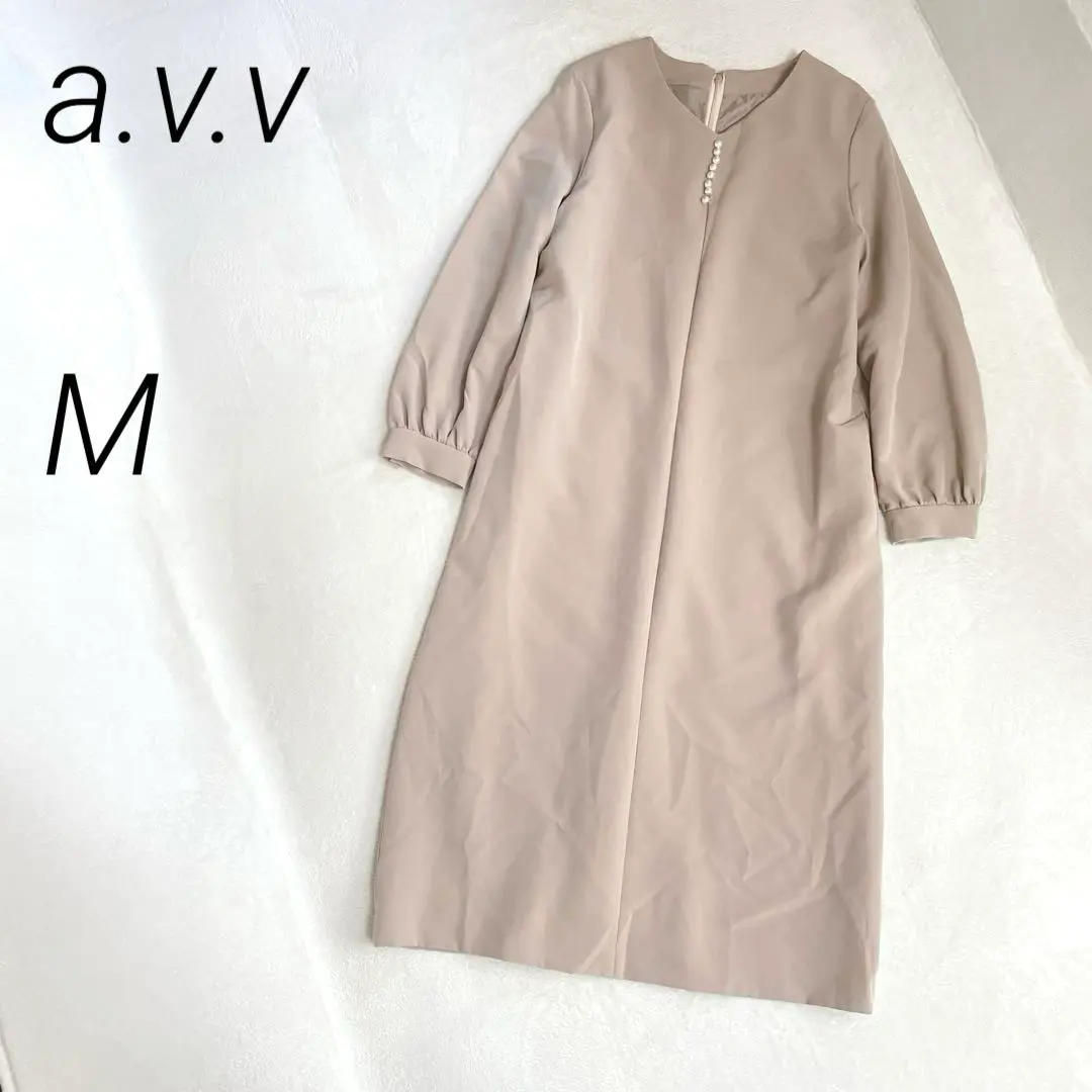 a.v.v　パール調ボタンサックワンピース　Vネック　長袖　オケージョン　通勤