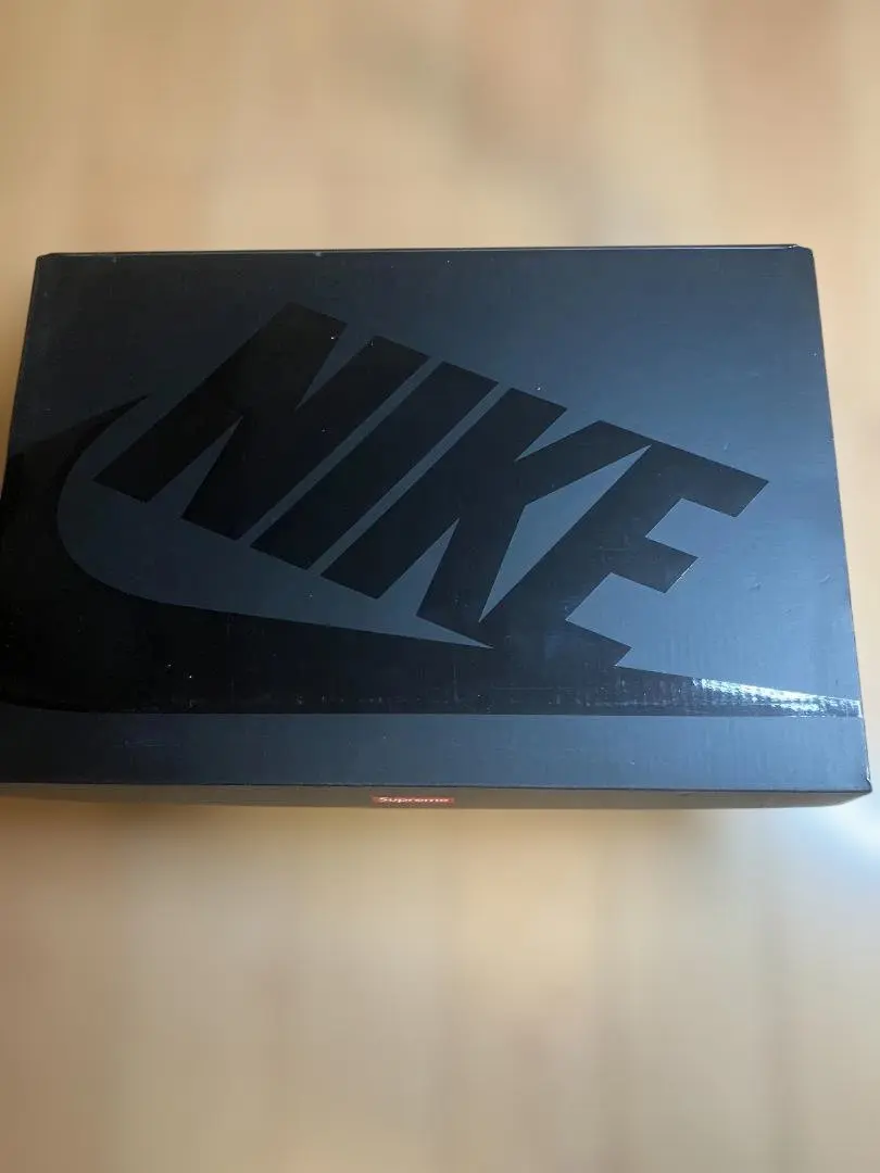 NIKE x Supreme スニーカー