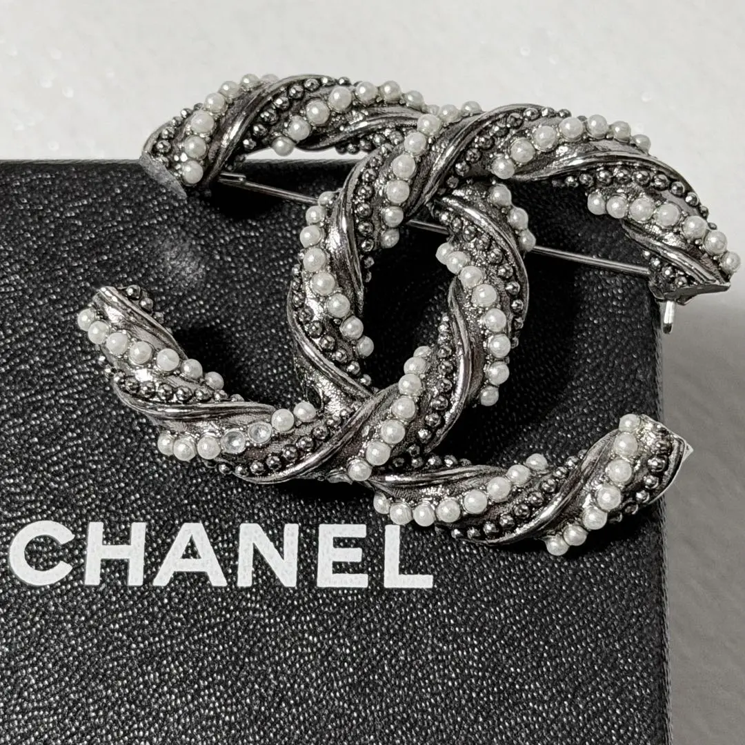 シャネル　ブローチ　ココマーク　フェイクパール 【ヴィンテージ】