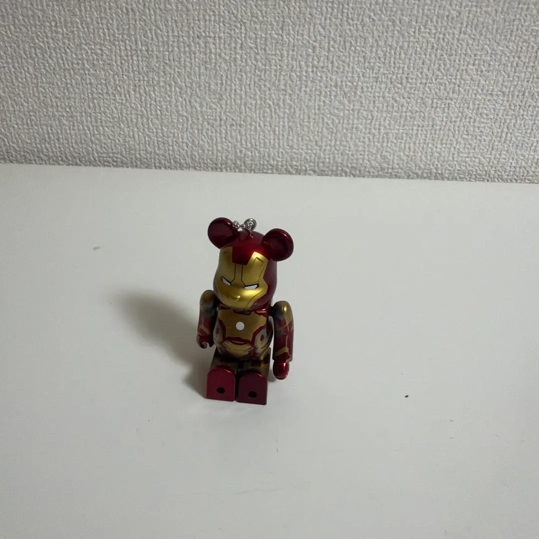 BE@RBRICK Iron Man キーチェーン