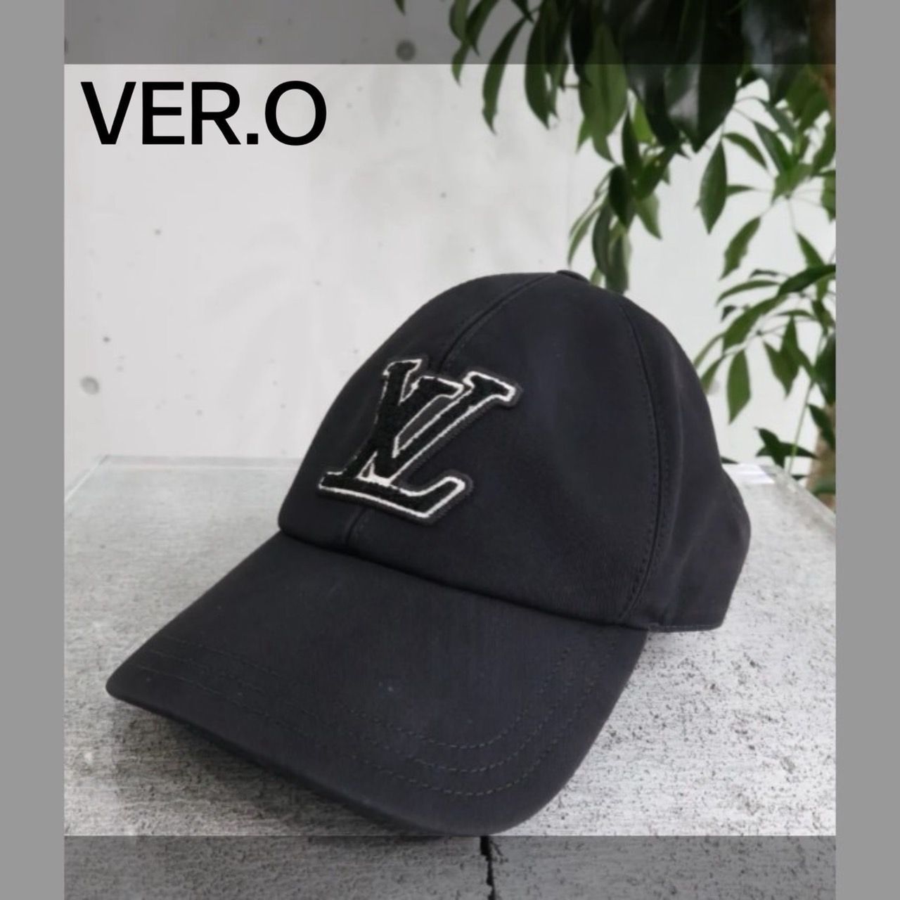 LOUIS VUITTON ルイヴィトン 帽子 キャップ シグネチャー LVロゴ 刺繍