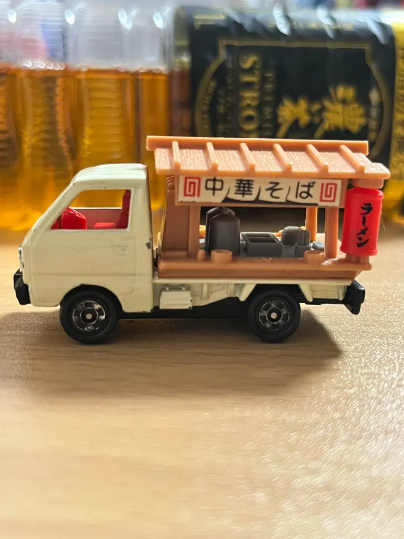 トミカ ナンバー31 スズキキャリー ラーメン屋台 中華そば 車 美品