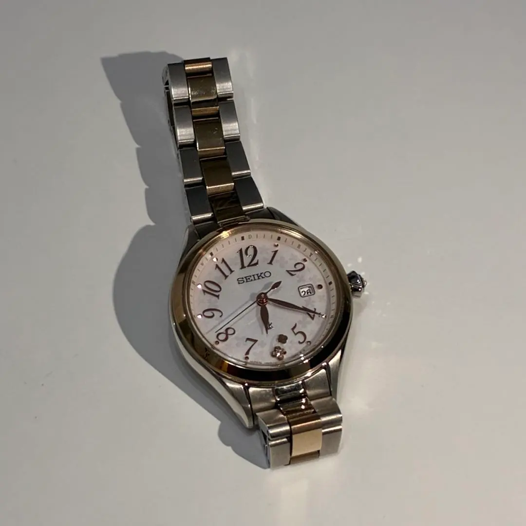SEIKO LUKIAグロウ SSQW092 ソーラー電波 チタン 腕時計