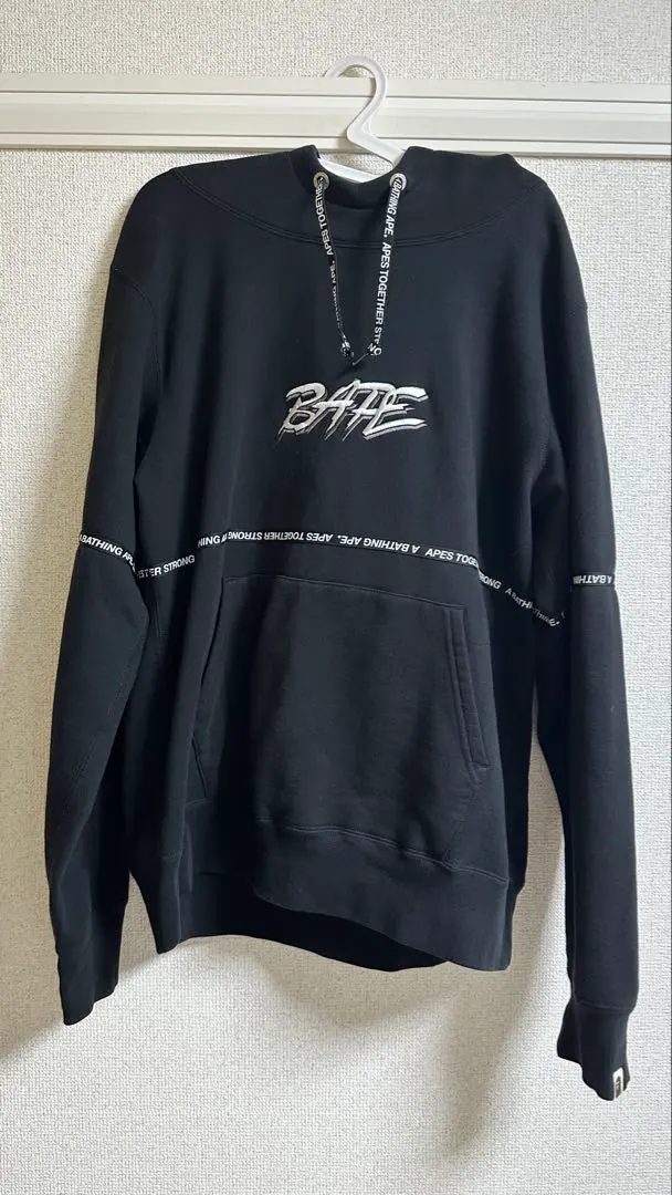 A BATHING APE ブラックパーカー