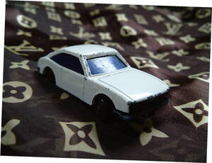 Tomica  TOY 