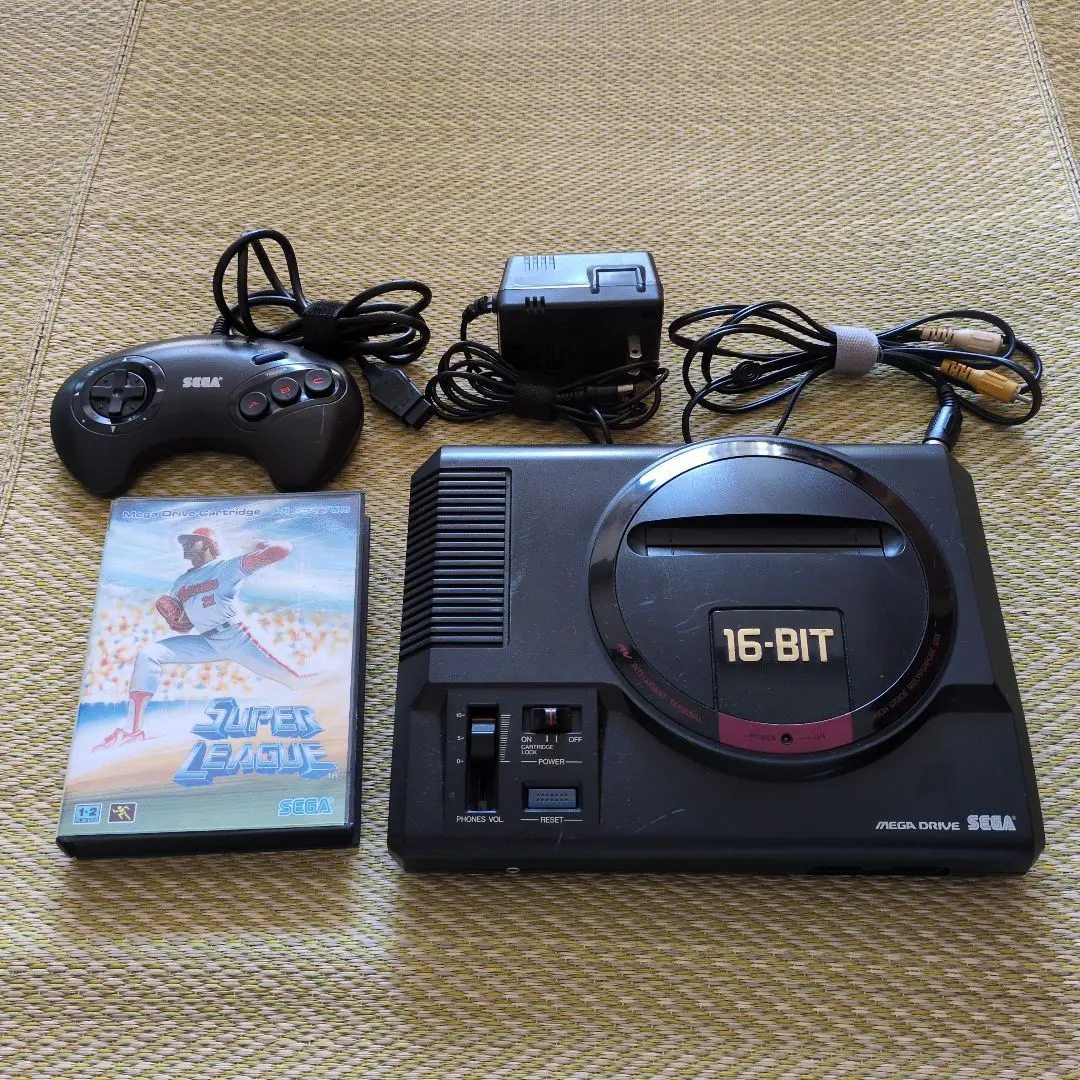 SEGA メガドライブ 本体 コントローラー ソフト付 動作確認済み