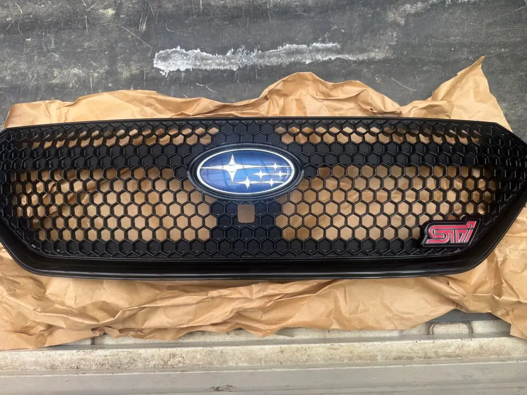 wrxs4 VBH フロントグリル　純正オプション品　stiスポーツR 送料込