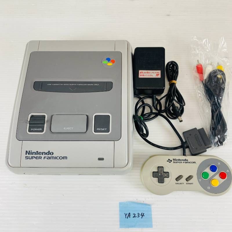 ◇YA234【すぐに遊べるセット】Nintendo SUPER Famicom 1CHIP01 本体 コントローラー 互換AVケーブル ACアダプター セット 任天堂 ニンテンドー スーパーファミコン スーファミ SFC 据置型ゲーム機 第4世代