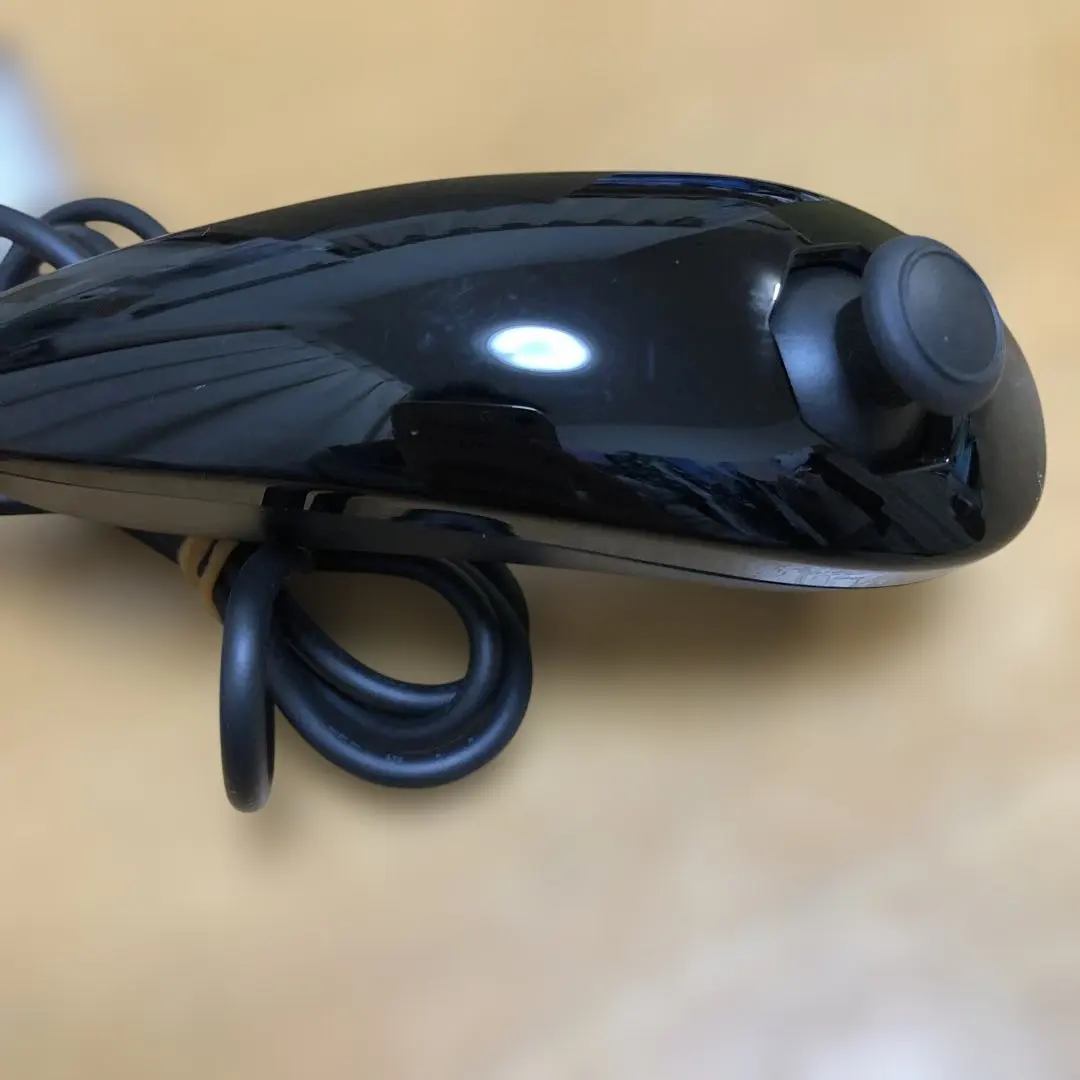 【匿名　送料無料】425-28家庭用ゲーム機　任天堂Wiiヌンチャクブラック