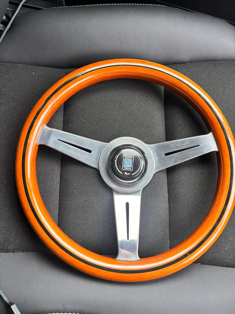 NARDI ナルディ ウッドステアリング　ホーン、リング付き　32.5 33