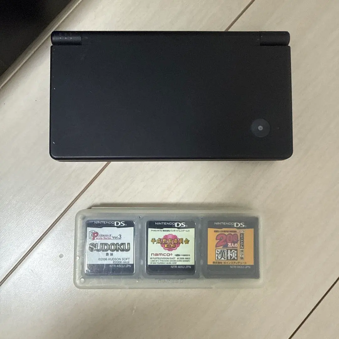 Nintendo DS 本体 ブラック ソフト6本セット