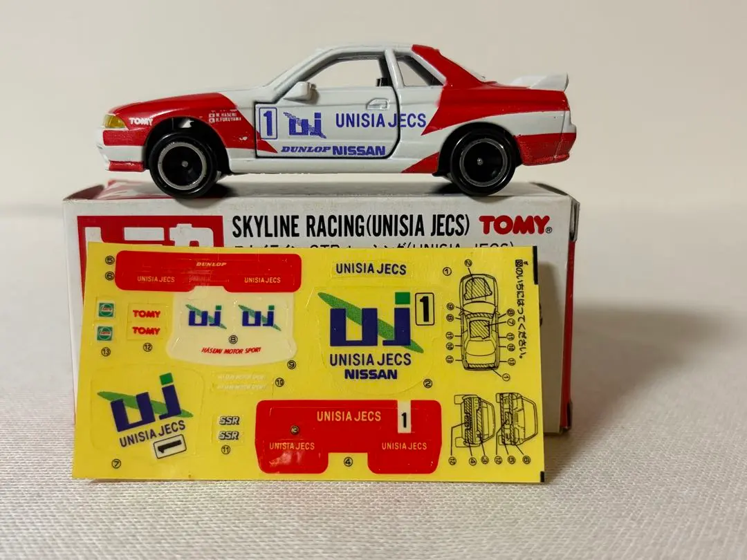 トミカ 日本製 赤箱 40 スカイライン GTR レーシング 未使用シール付き