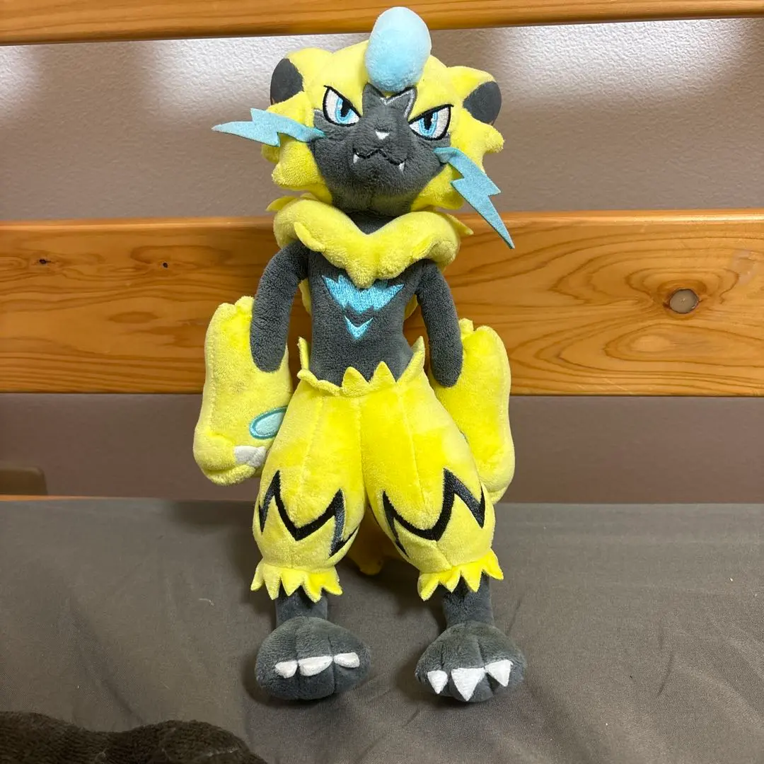 【正規品】【限定品】ポケモンセンター オリジナル ゼラオラ約30cm