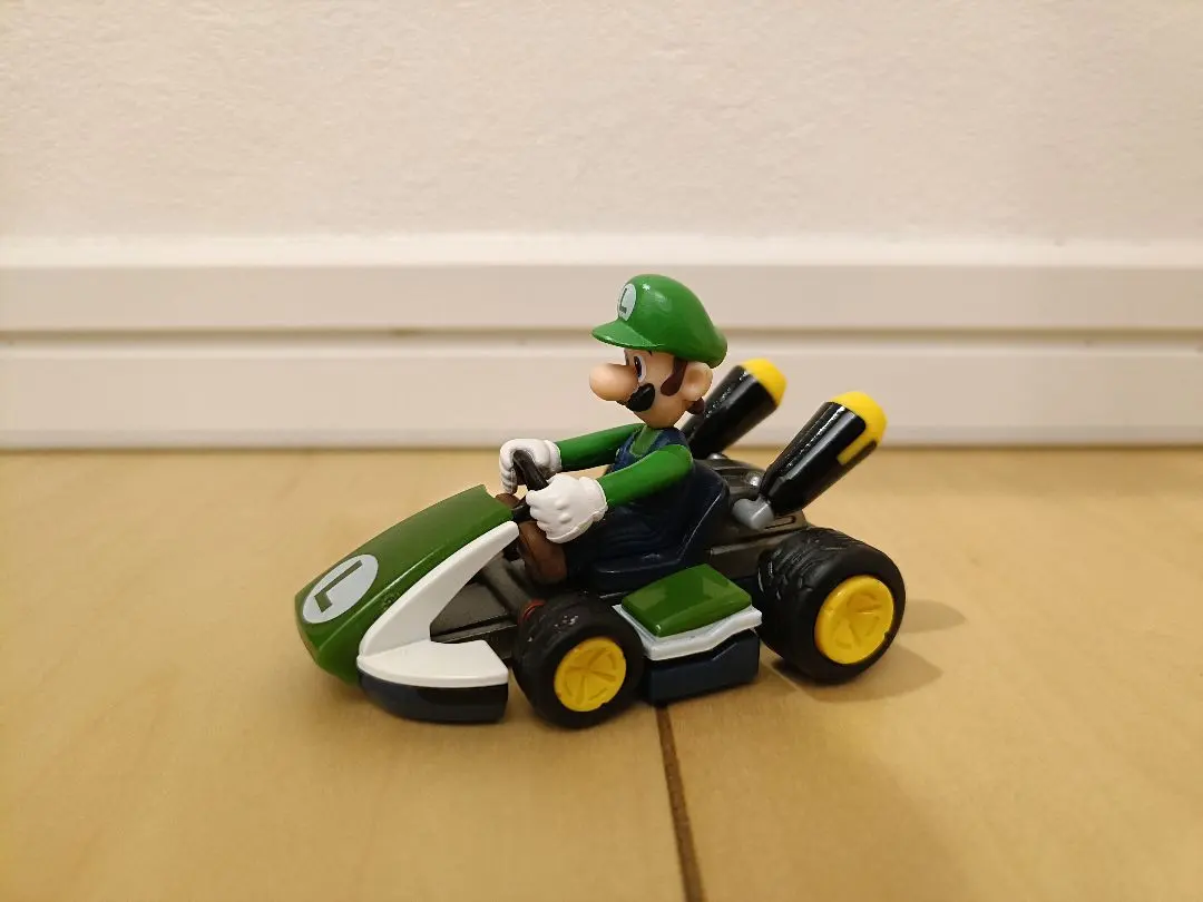 マリオカート8 プルバックカー ルイージ