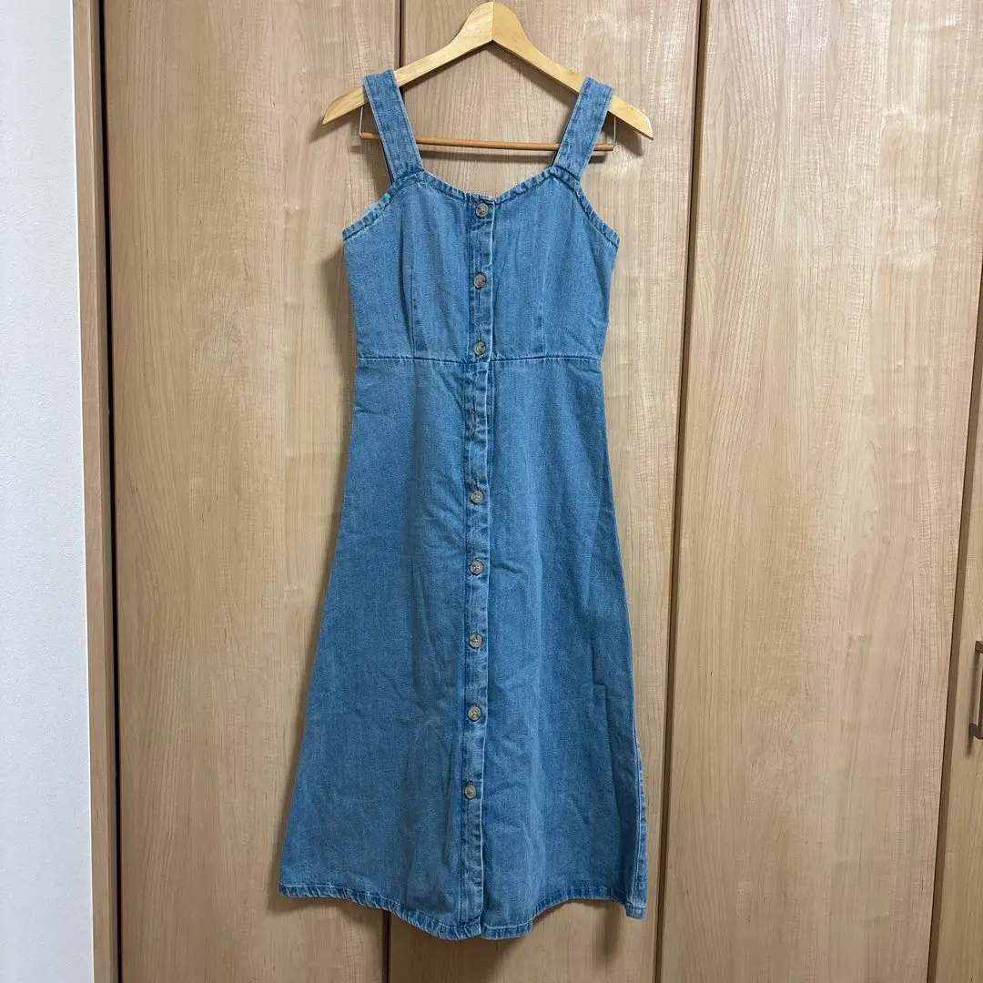 GU ライトブルー デニムキャミワンピース