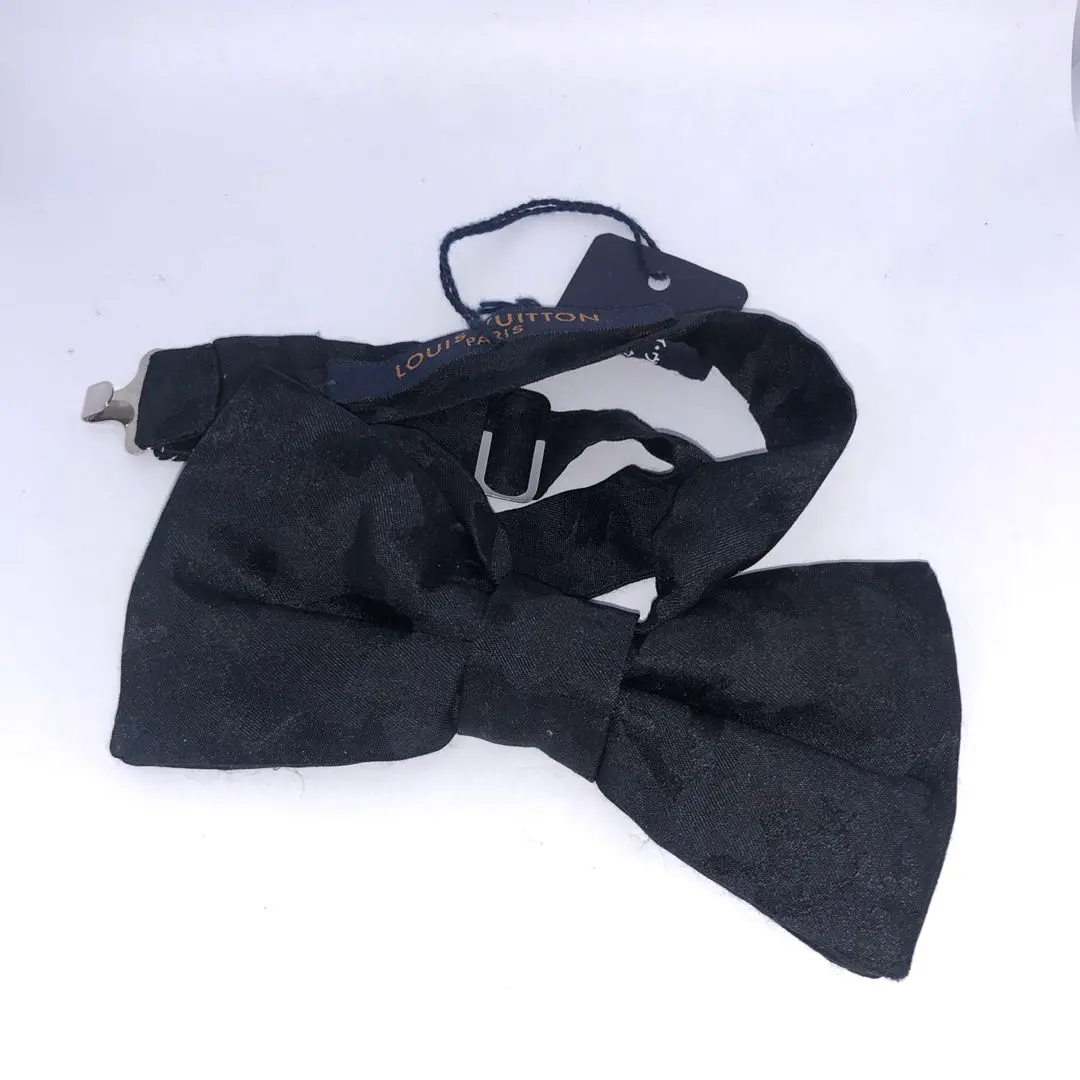 LOUIS VUITTON ルイヴィトン ブラック 迷彩柄　ボウタイ 蝶ネクタイ