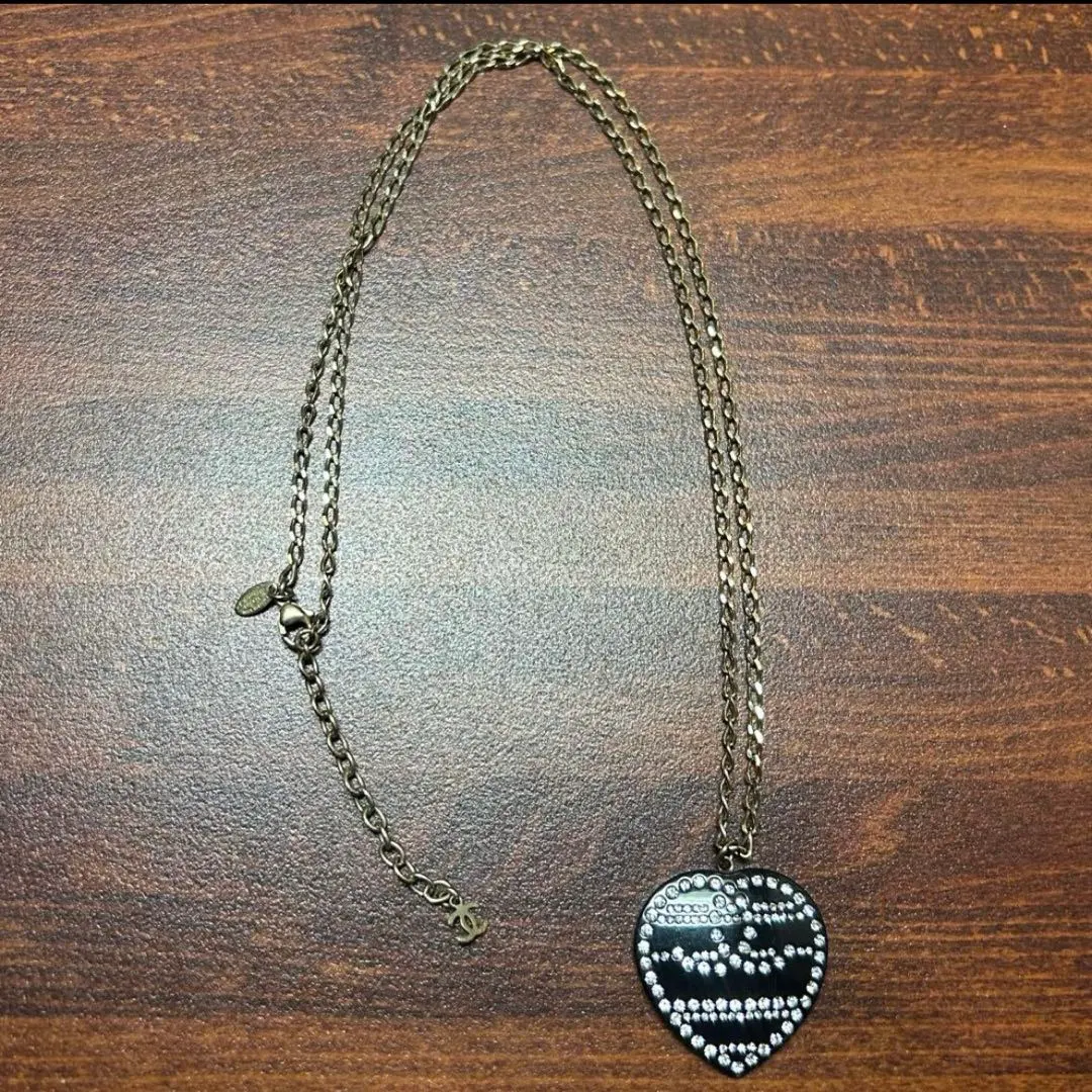 【廃盤品】CHANEL ハート型ココマークネックレス