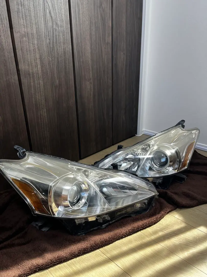 プリウスα ヘッドライト　US仕様　加工品