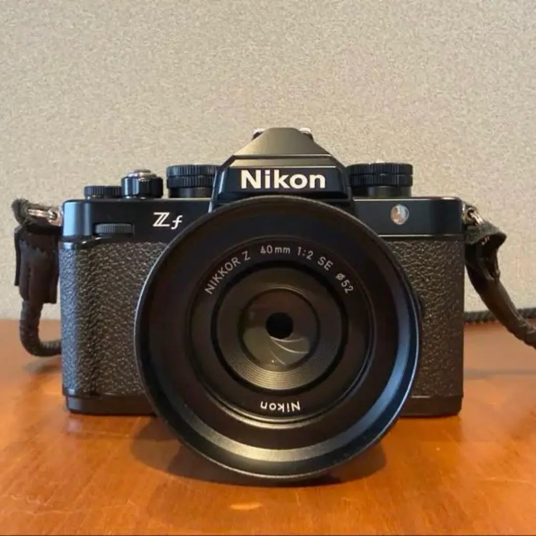 Nikon Zf 本体 & 40mm f/2 レンズキット