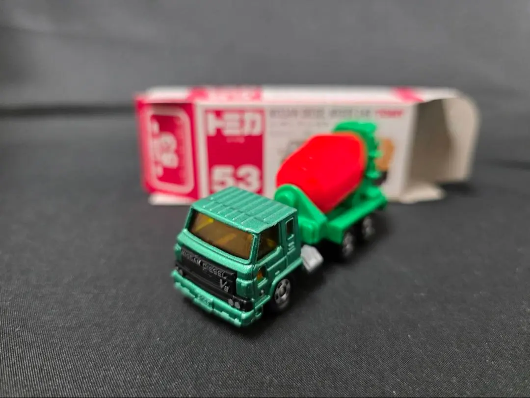 トミカ赤箱53ニッサンディーゼルミキサー車(日本製)