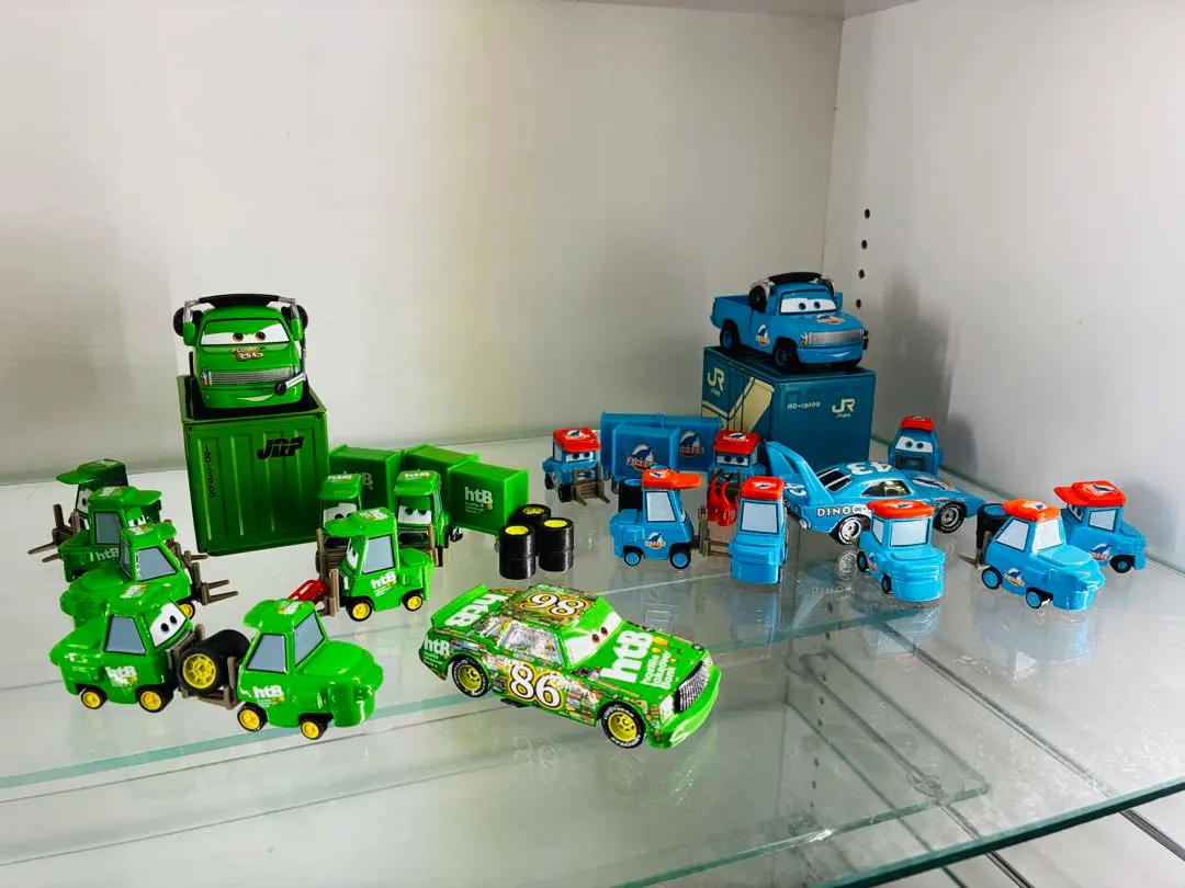 cars mattel dinoco htb king マテル　カーズ　ミニカー
