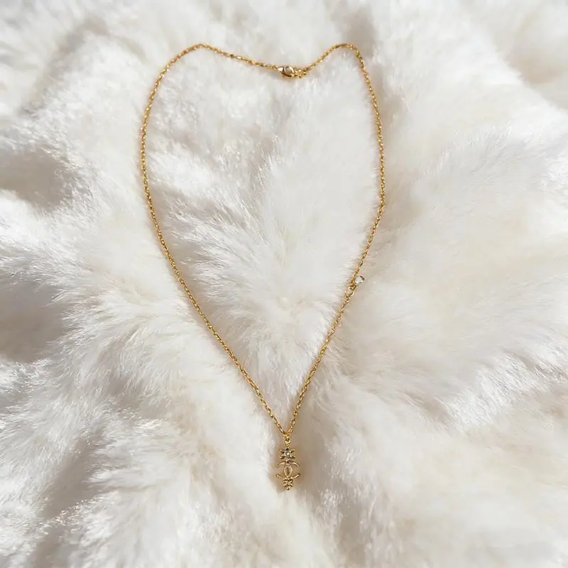 CHANEL ゴールドカラー ネックレス