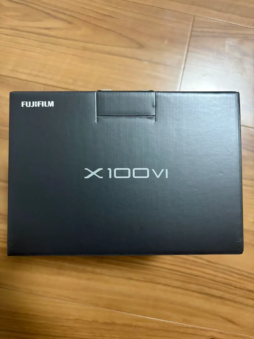 ほぼ新品 Fujifilm X100VI 保証あり 極美品