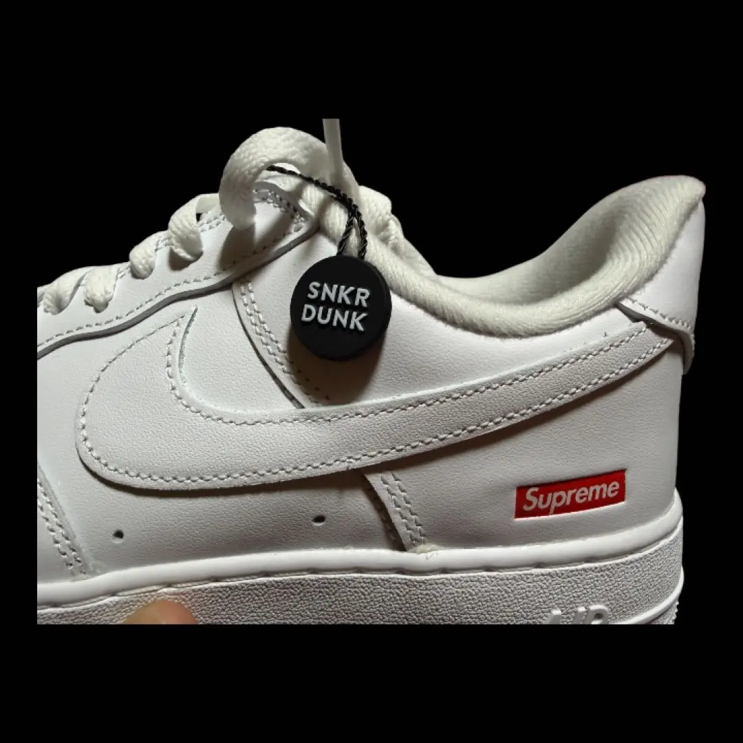 Supreme Nike Air Force 1 シュプリーム エアフォース1