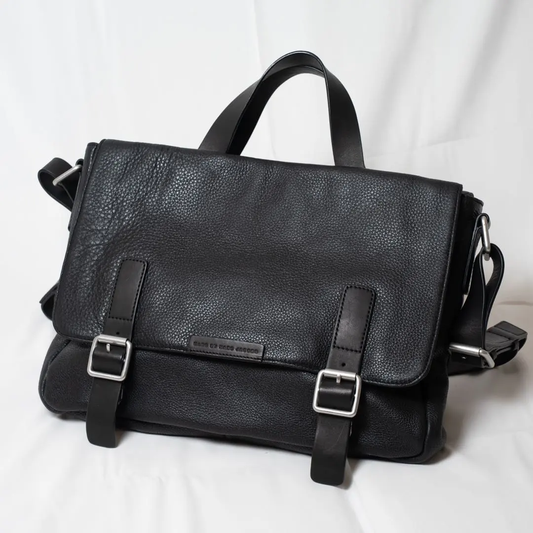 MARC BY MARC JACOBS レザー ショルダーバッグ