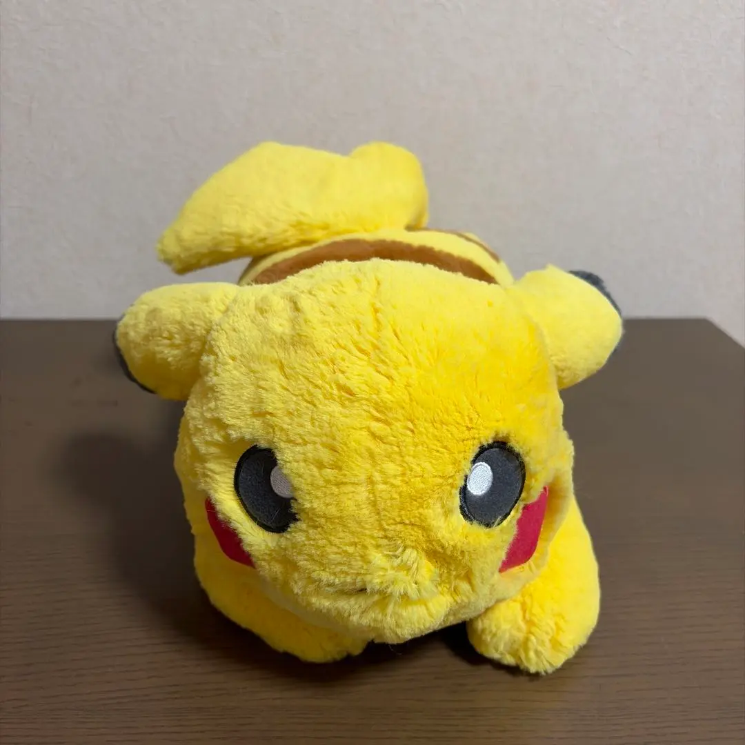 【ポケモンセンター限定】ピカチュウ　ふわふわぬいぐるみ