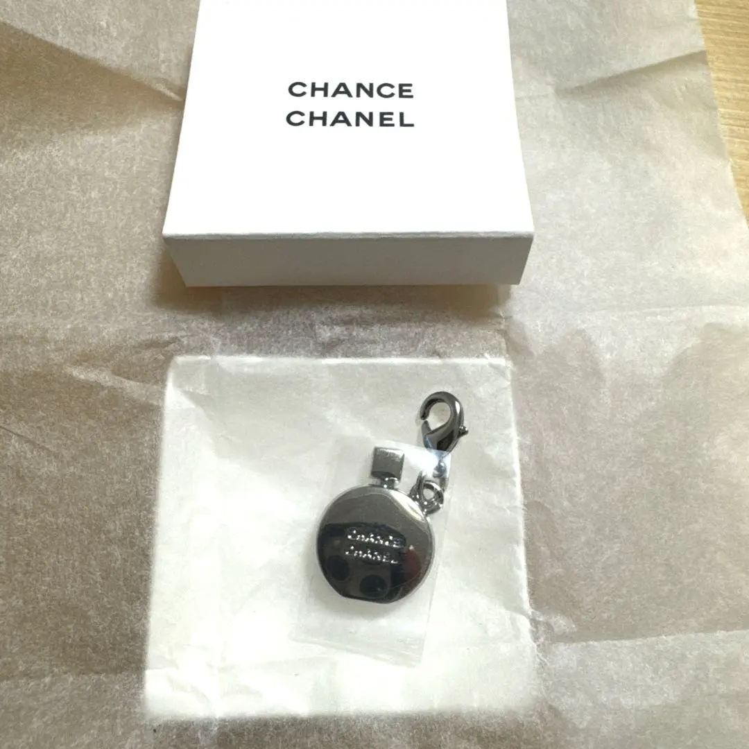 CHANEL シャネル チャーム チャンス