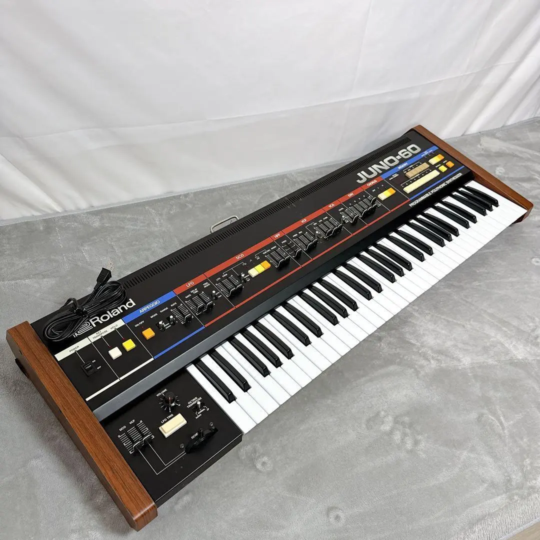B86 Roland JUNO-60 アナログシンセサイザー ローランド