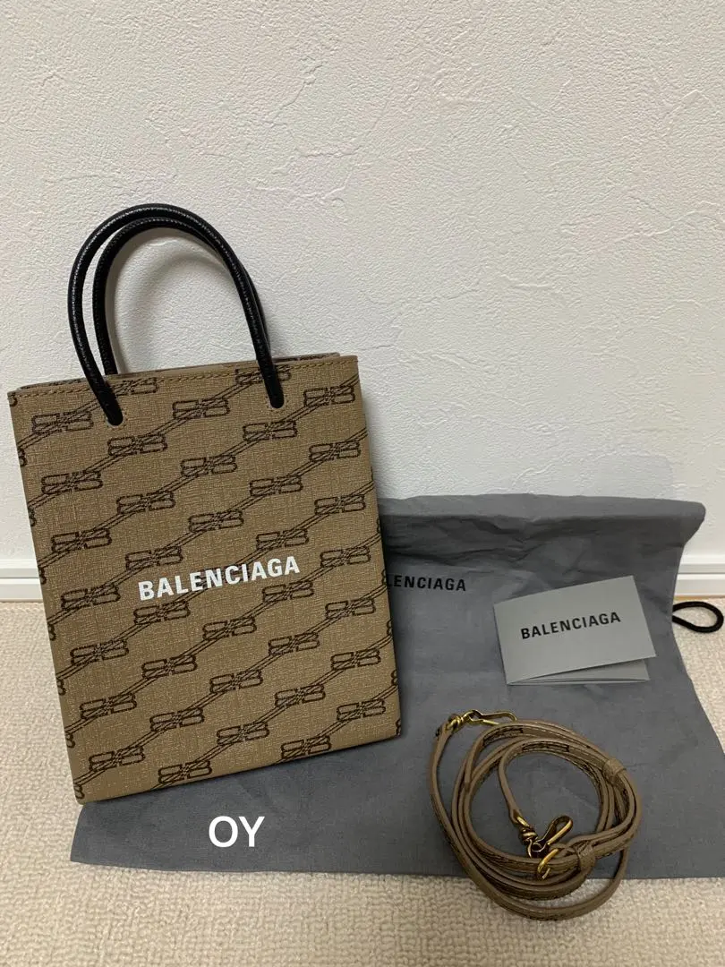 BALENCIAGA モノグラム ショルダーバッグ