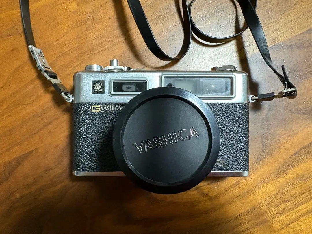 YASHICA フィルムカメラ 本体 専用ケース付き