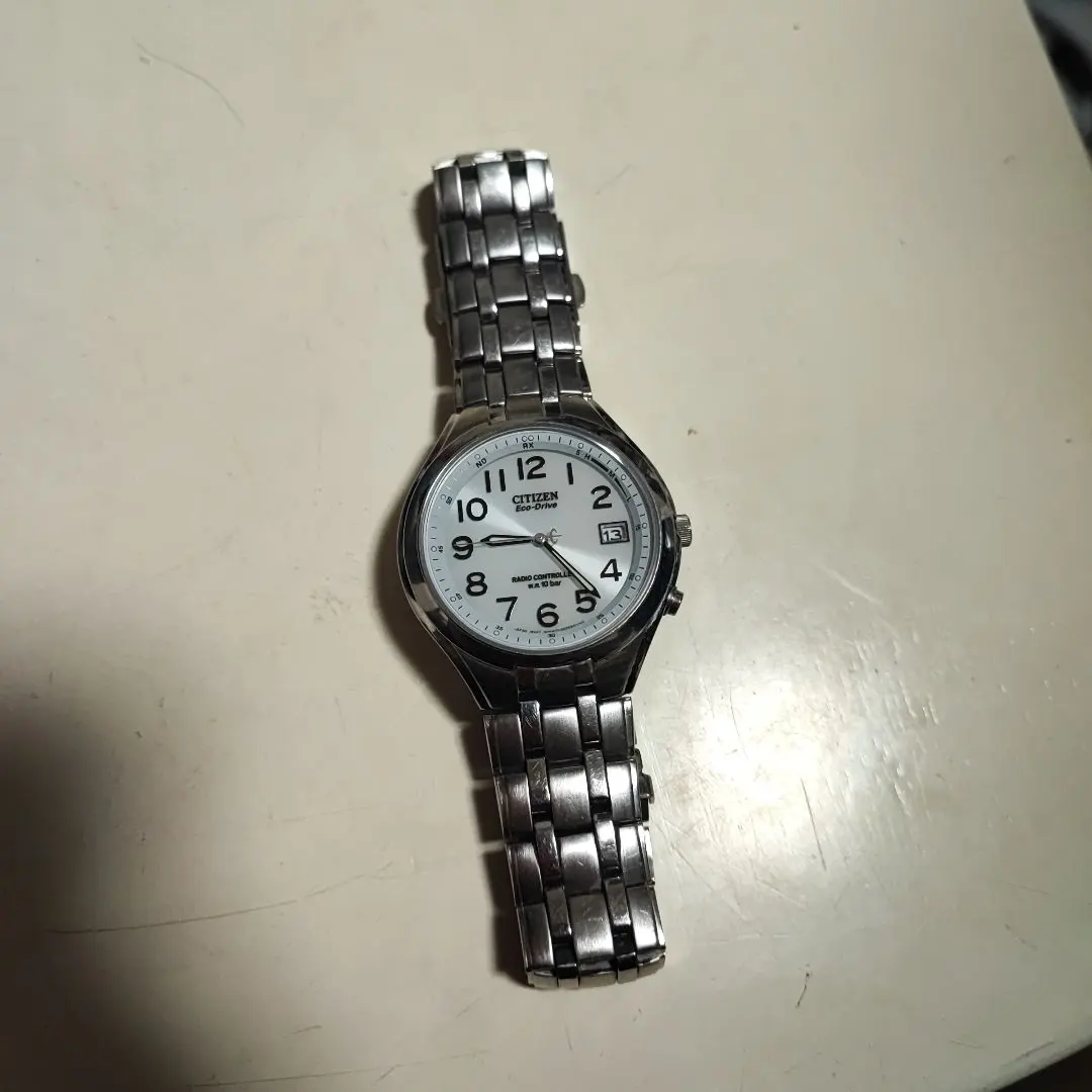 CITIZEN Eco-Drive 電波時計 シルバー