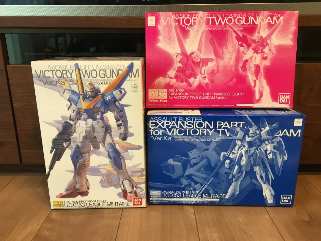 【豪華3点セット】MG V2ガンダム Ver.Ka ＋拡張パーツ＋光の翼