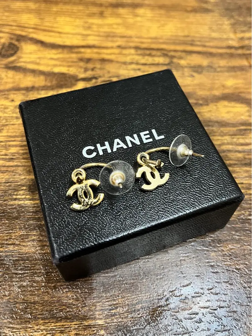 CHANEL ピアス