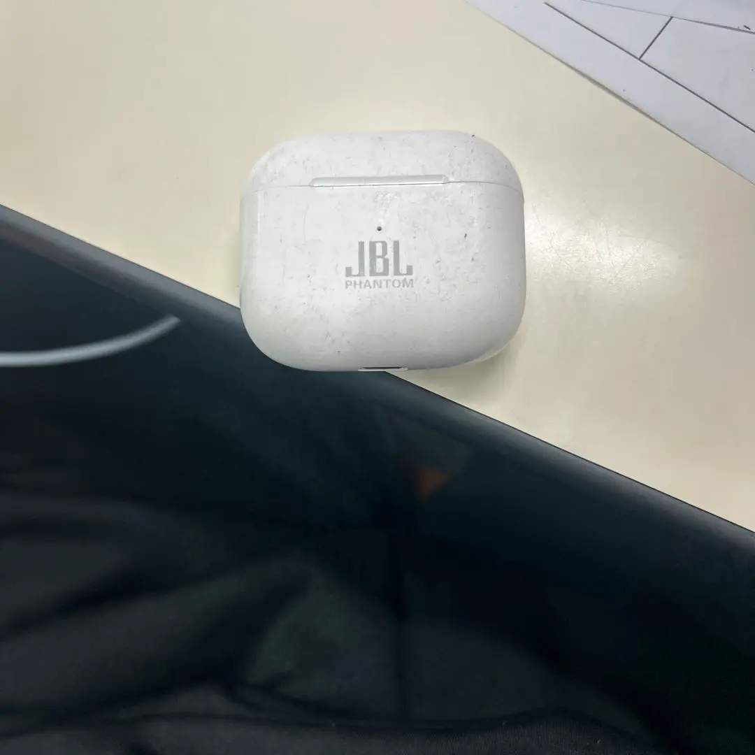 JBL PHANTOM ワイヤレスイヤホン ホワイト