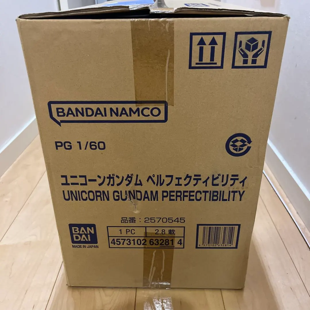 プレバン限定　ＰＧ 1/60 ユニコーンガンダム ペルフェクティビリティ　未組立