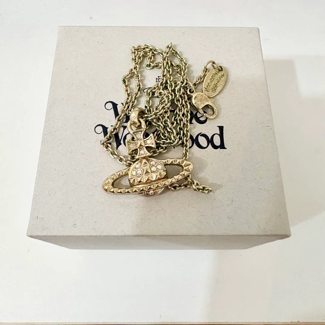 Vivienne Westwood オーブ ネックレス ゴールド